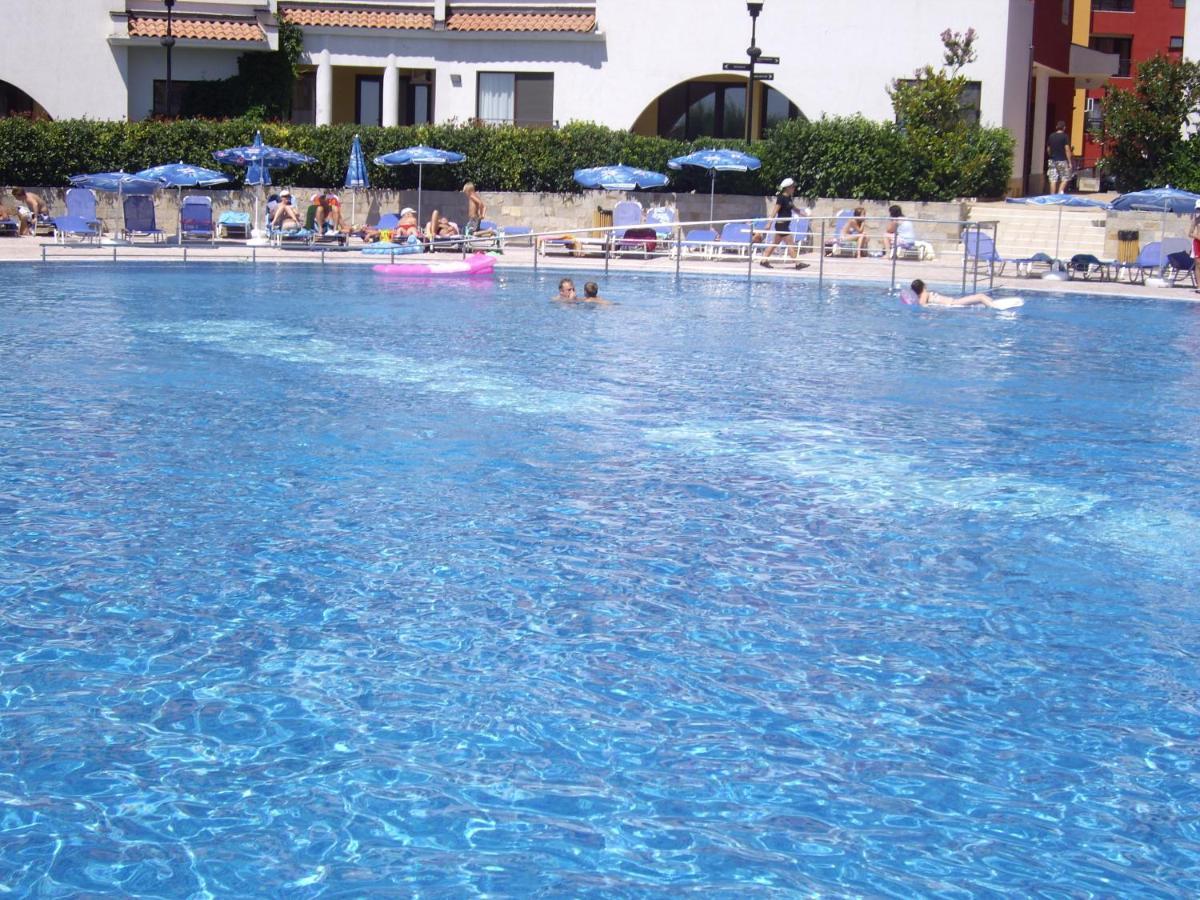 Apartment Studio Deluxe Marina Cape 4 Stars Resort 33 5 Aheloy Exterior foto